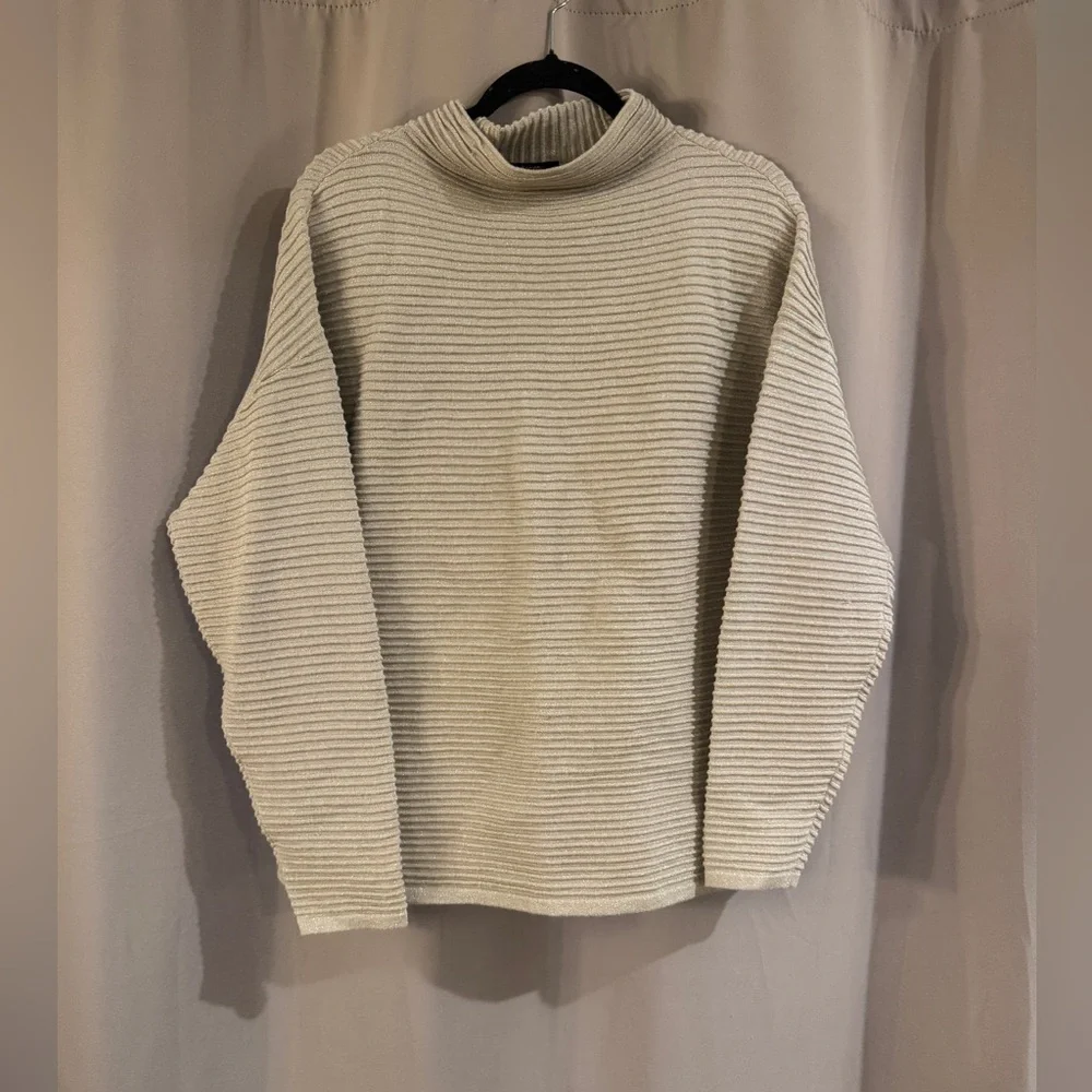 T Tahari Women’s Ribbed Turtleneck Sweater in Cream